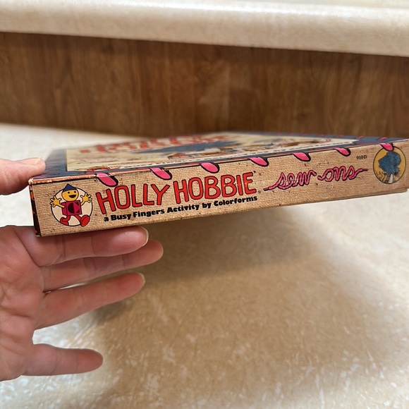 1975 Rare Vintage Holly Hobbie Sew On Colorforms Busy Fingers Activity Toy. NEW - Picture 9 of 12